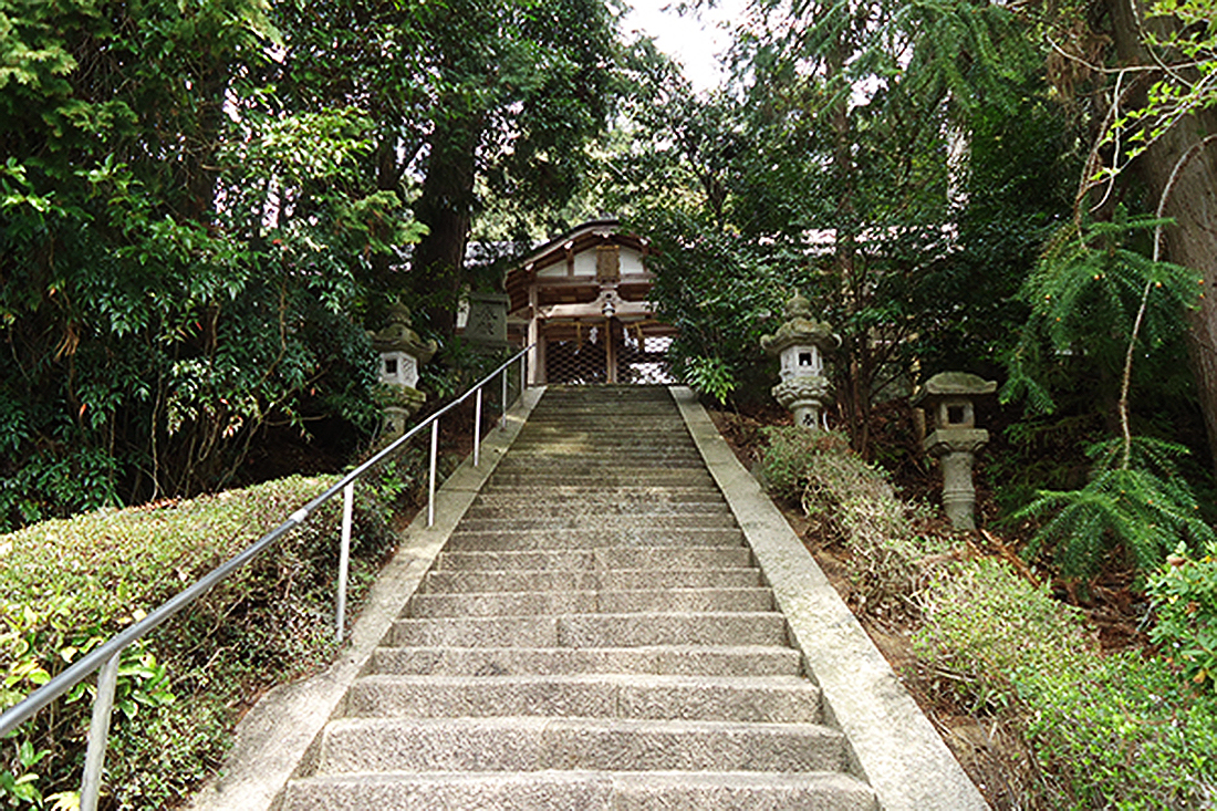 八幡神社　2