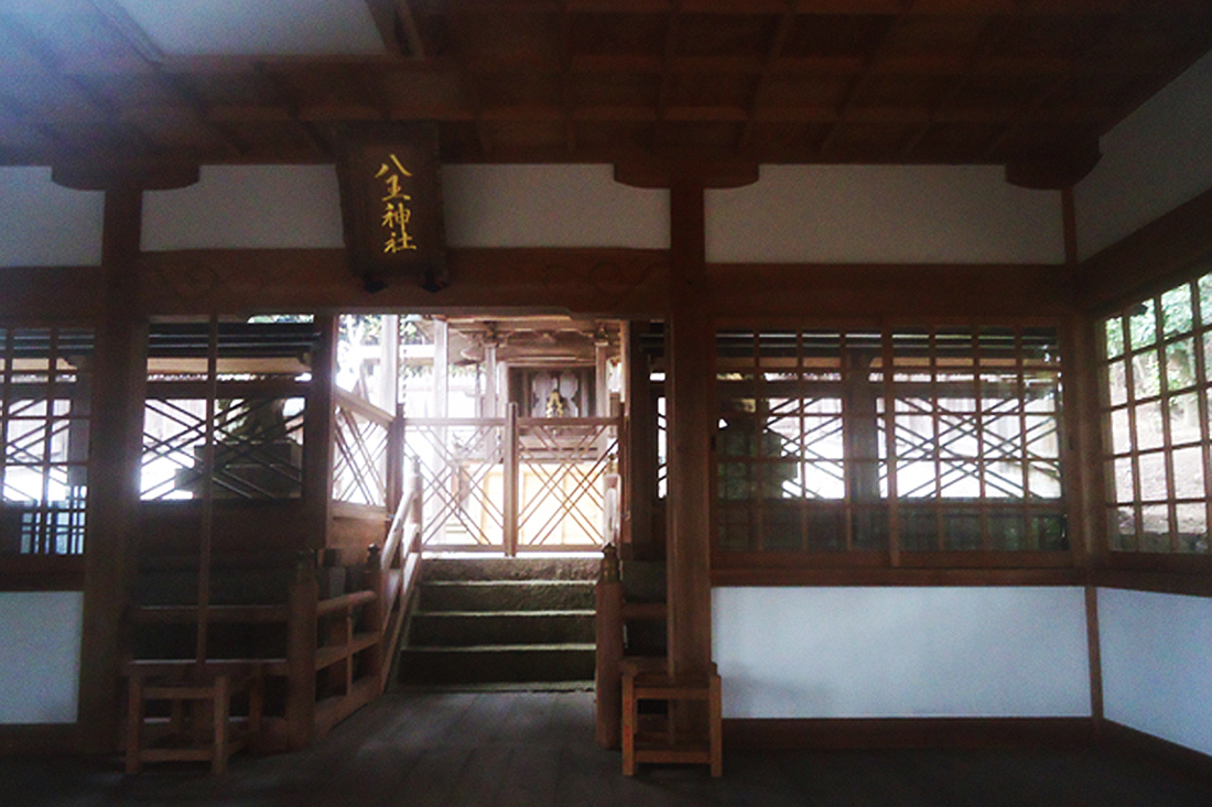 八王神社　3