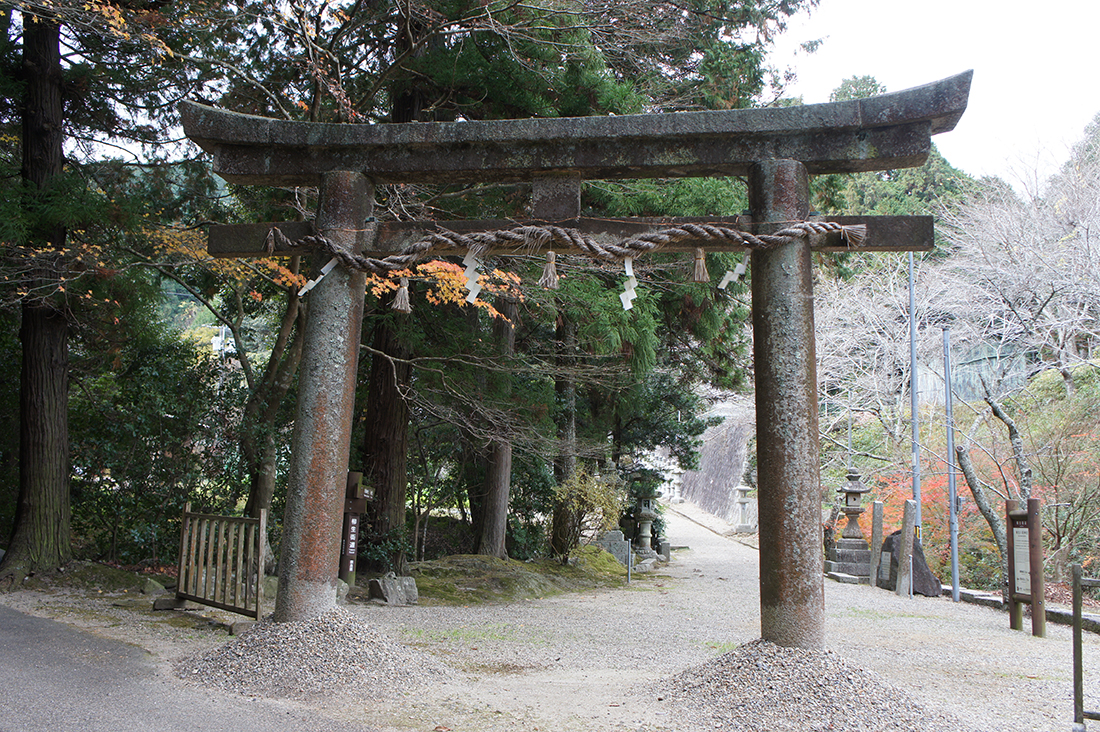 天石立神社　1